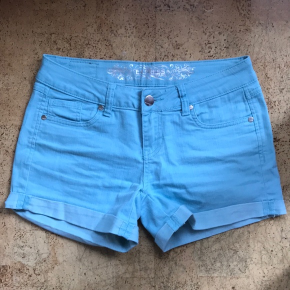 Express Cuff Shorts - Picture 2 of 5